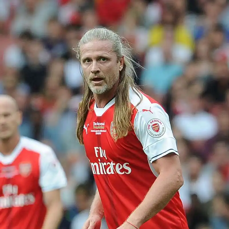 emmanuel petit 2