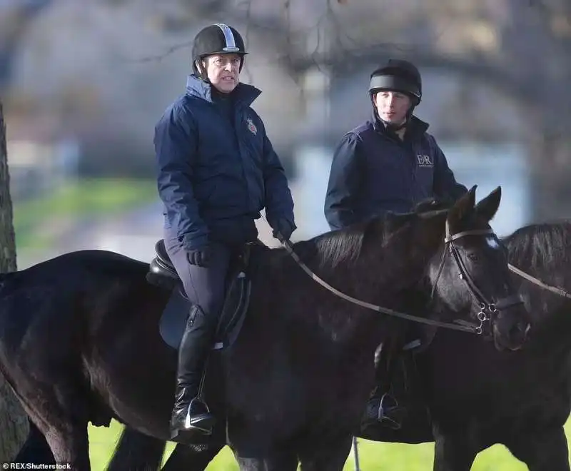 Il principe Andrea a cavallo