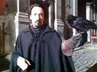 john cusack the raven