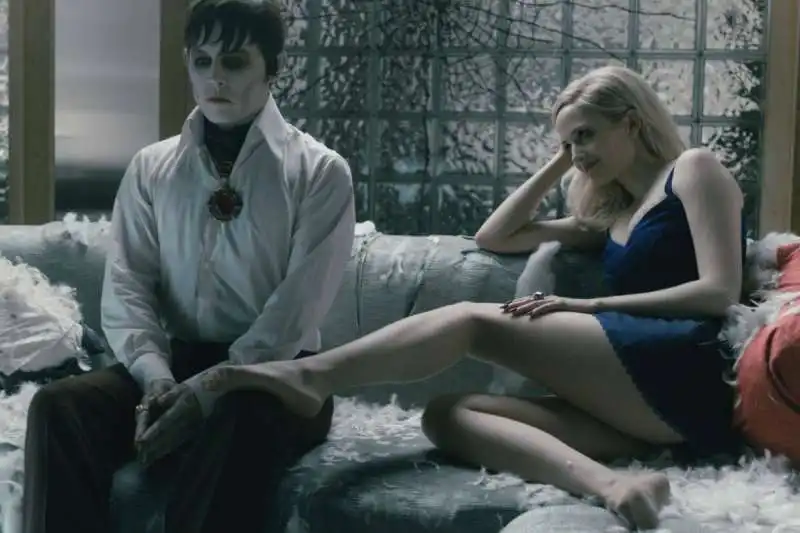 johnny depp eva green dark shadows 