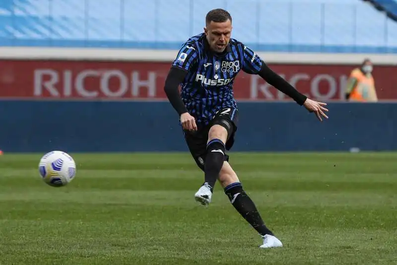 josip ilicic 8