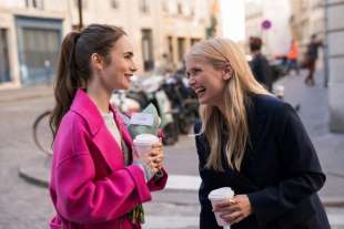 lily collins camille razat emily in paris