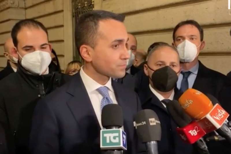 luigi di maio dopo la rielezione di mattarella