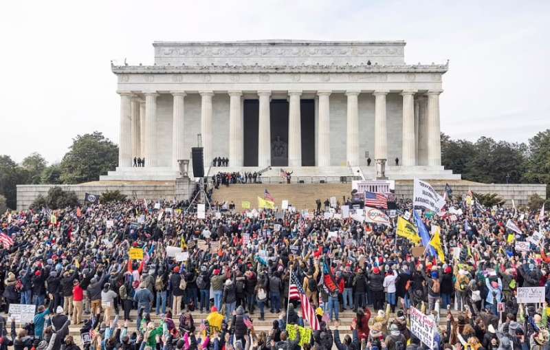 manifestazione no vax a washington 4