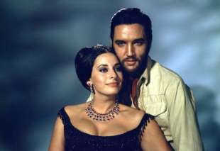 INA BALIN elvis presley un uomo chiamato charro .crdownload