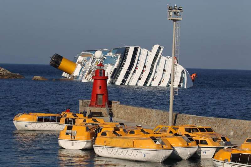 naufragio costa concordia 1