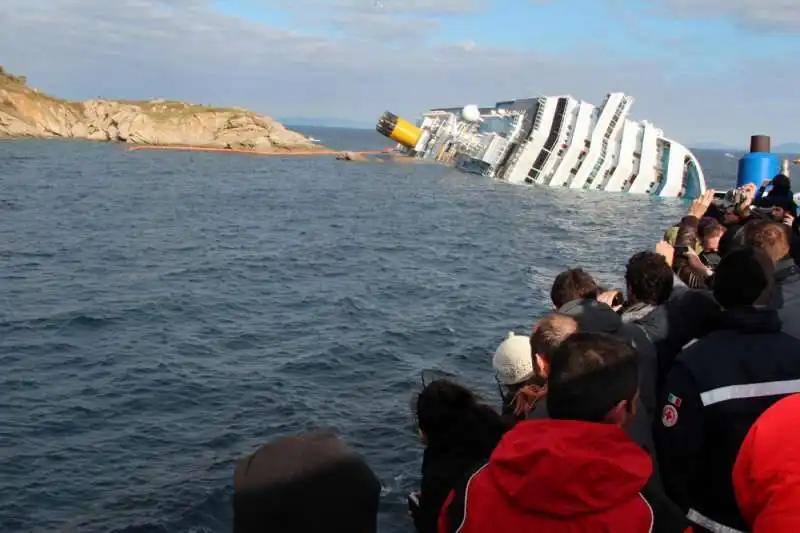 naufragio costa concordia   4