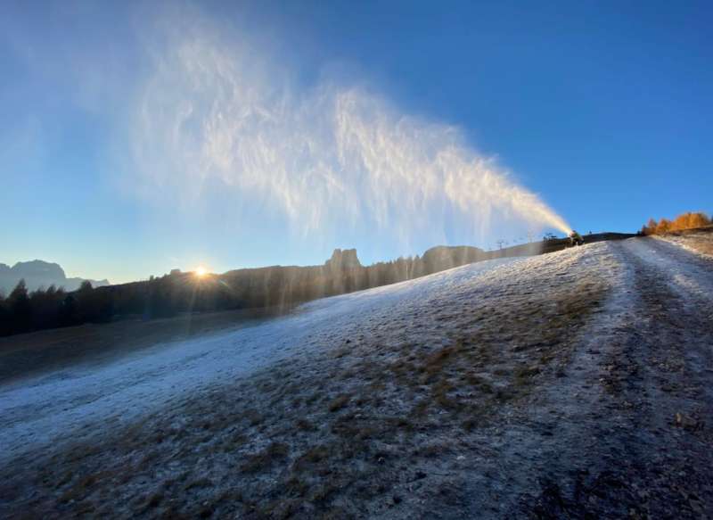 neve artificiale sulle piste di cortina 1