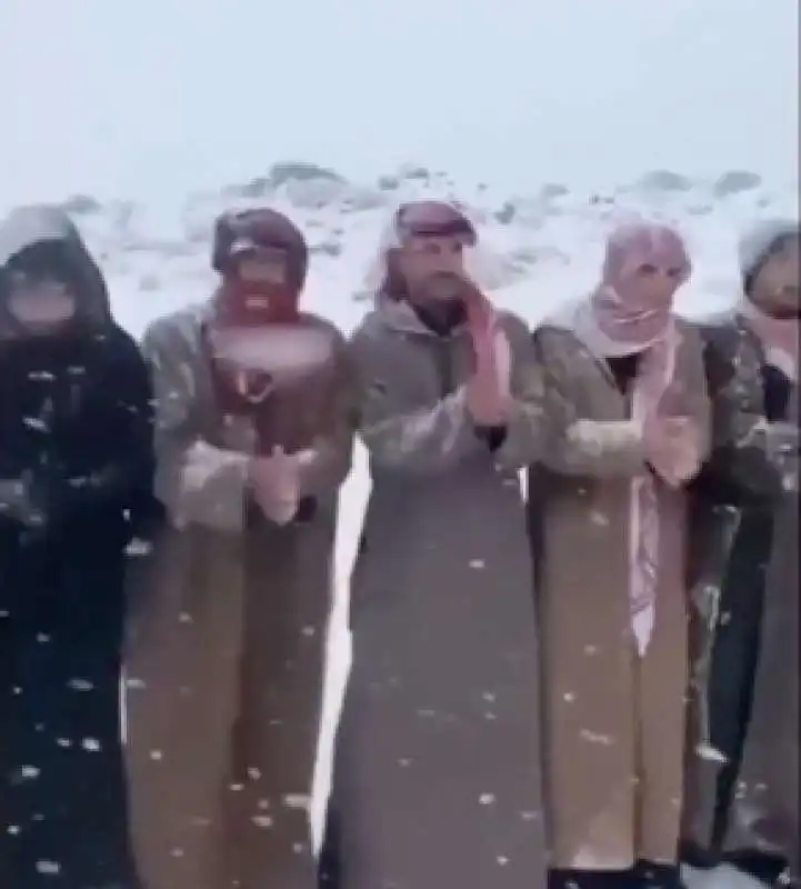 nevicata in arabia saudita 11