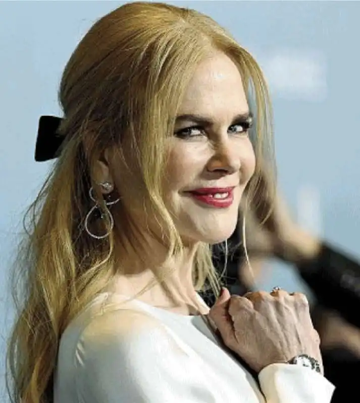 NICOLE KIDMAN