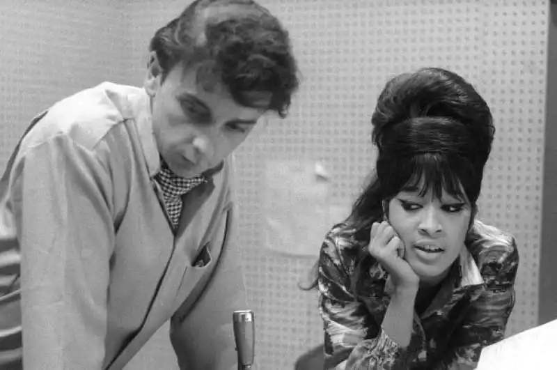 phil spector ronnie spector