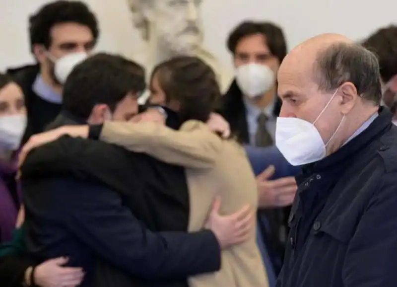 pierluigi bersani   camera ardente david sassoli in campidoglio   13