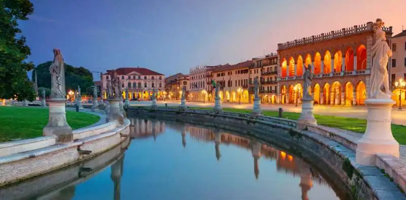 prato della valle a padova  6