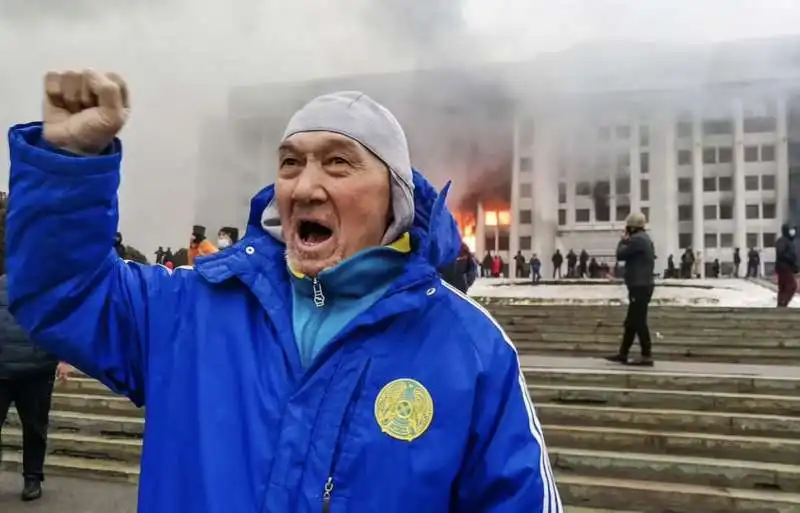 scontri e proteste in kazakistan   2