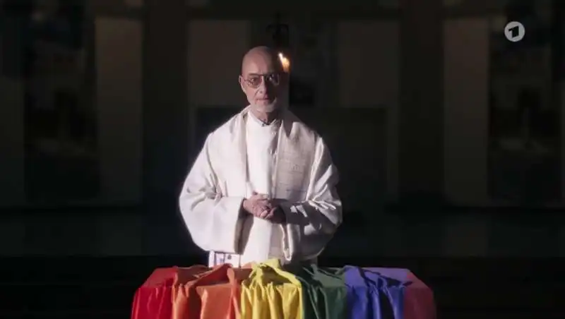 wie gott uns schuf   il documentario con 100 coming out della chiesa tedesca   5