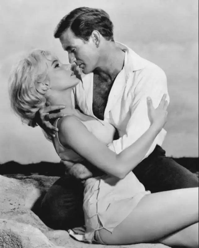 yvette mimieux rod taylor   l'uomo che visse nel futuro 