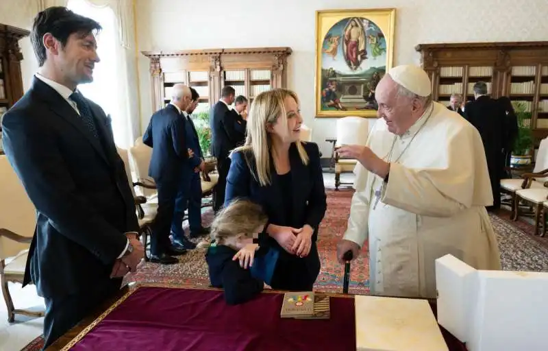 andrea giambruno giorgia meloni papa francesco  