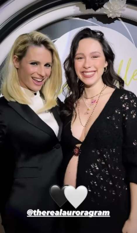 aurora ramazzotti michelle hunziker 2