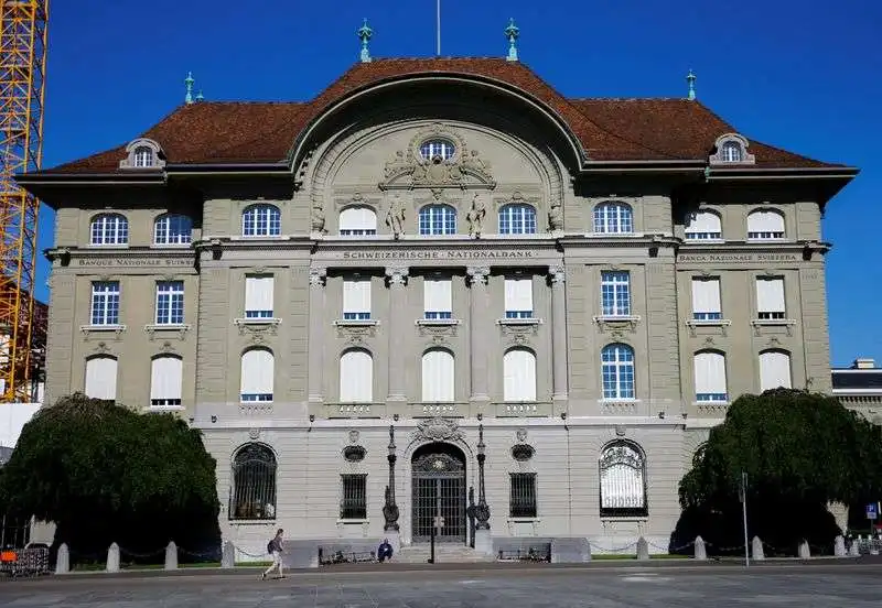 BANCA CENTRALE SVIZZERA 3