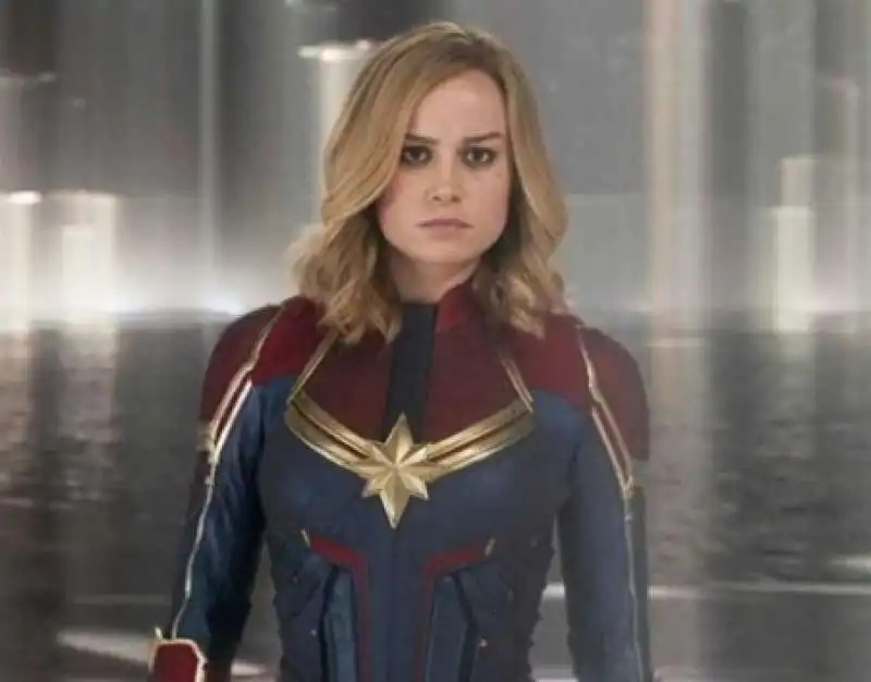 captain marvel  4