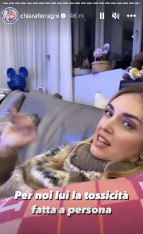 chiara ferragni commenta c e posta per te 3