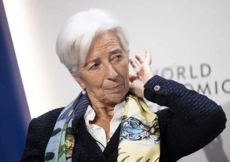 christine lagarde davos 