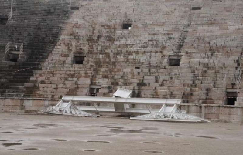 crollo stella arena di verona 4