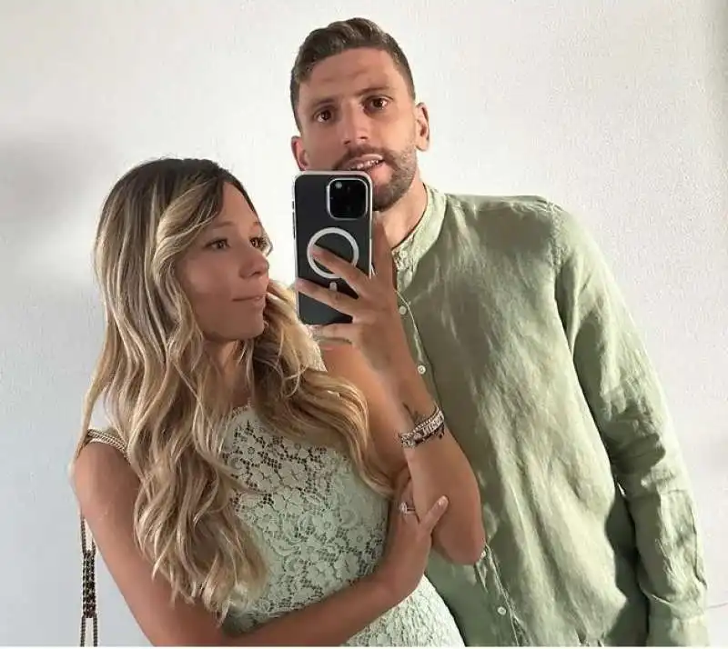 domenico berardi e la moglie francesca fantuzzi