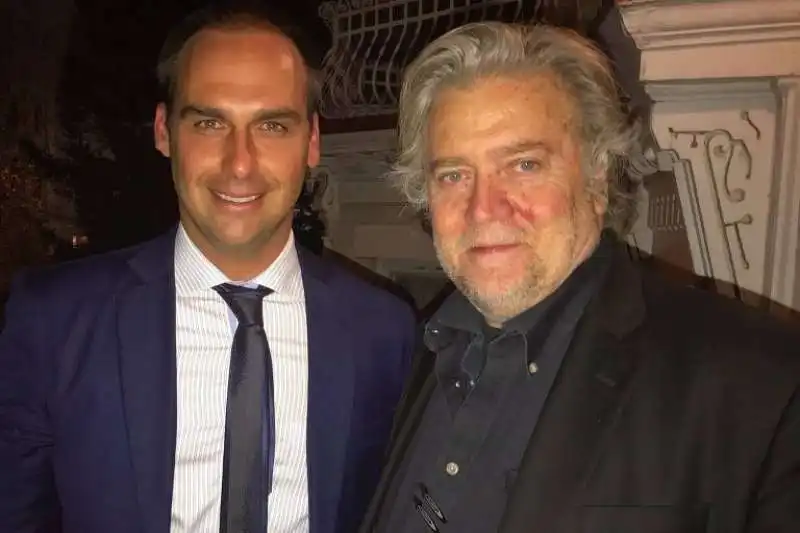 EDUARDO BOLSONARO STEVE BANNON