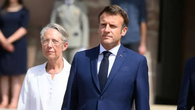 emmanuel macron e Elisabeth Borne 2