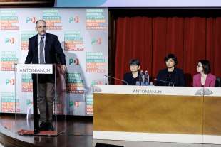 enrico letta assemblea nazionale del pd