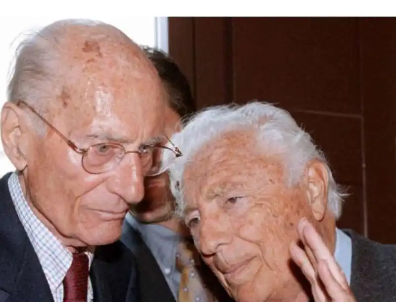 indro montanelli  con gianni agnelli nel 1999