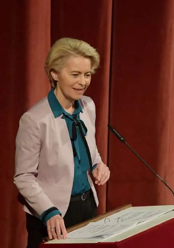 intervento di ursula von der leyen  foto di bacco (3)