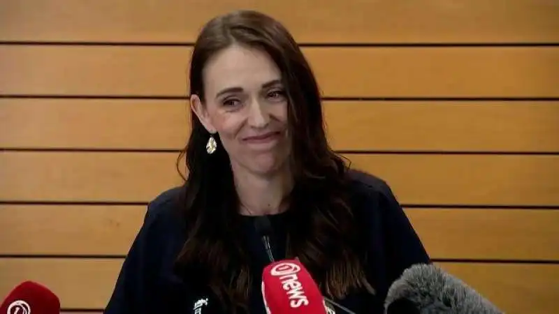 jacinda ardern annunacia le dimissioni 1