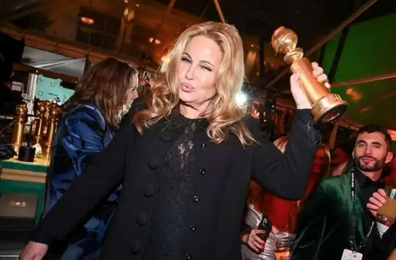 jennifer coolidge 4