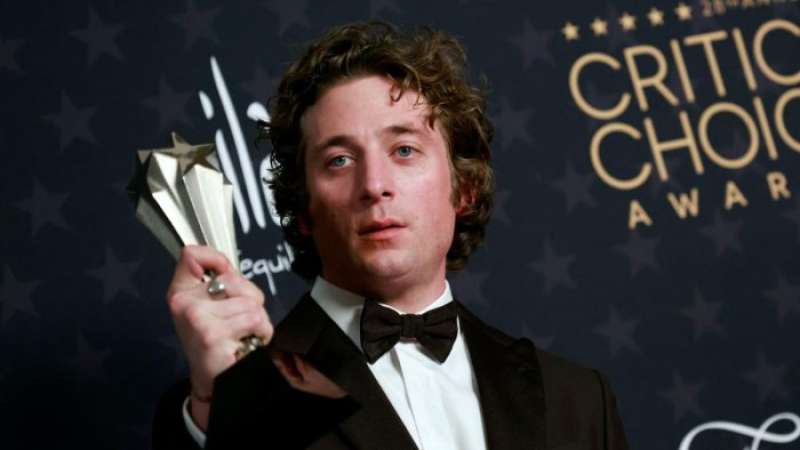 jeremy allen white 1