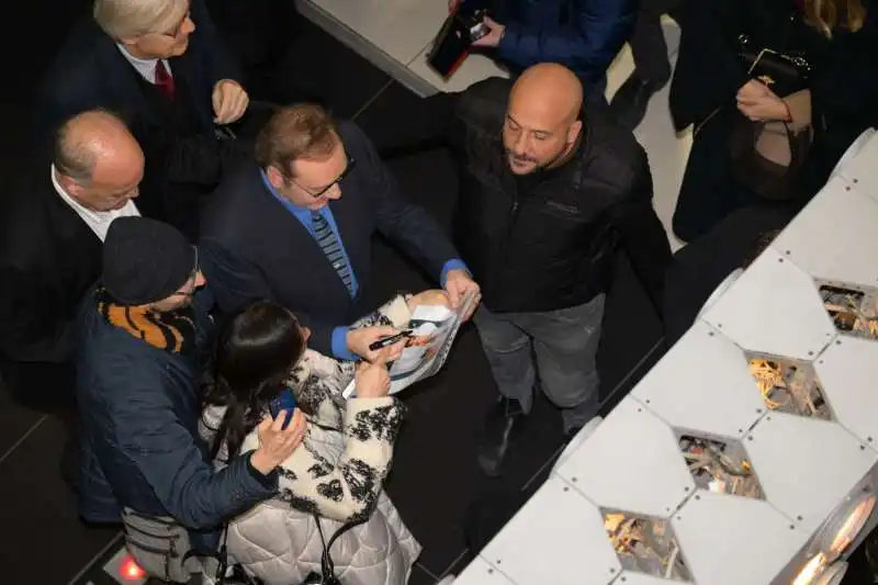 kevin spacey firma autografi   foto di bacco