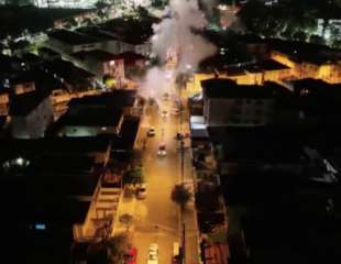 L ARRIVO DEL FERETRO DI PELE ALLO STADIO DEL SANTOS