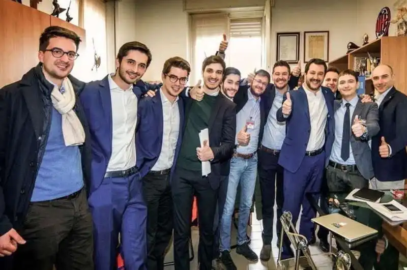 lo staff comunicazione  di matteo salvini quando era ministro dell interno  