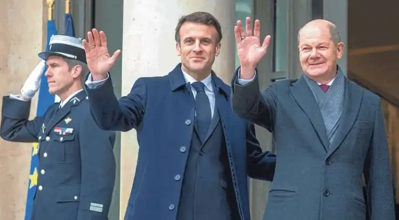 MACRON E SCHOLZ