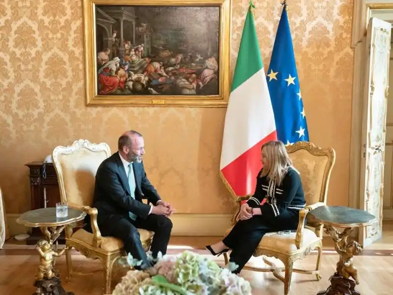 MANFRED WEBER INCONTRA GIORGIA MELONI A PALAZZO CHIGI - 11 NOVEMBRE 2022