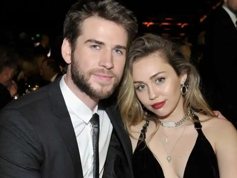 miley cyrus liam hemsworth 