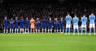 minuto di silenzio prima di chelsea manchester city per gianluca vialli