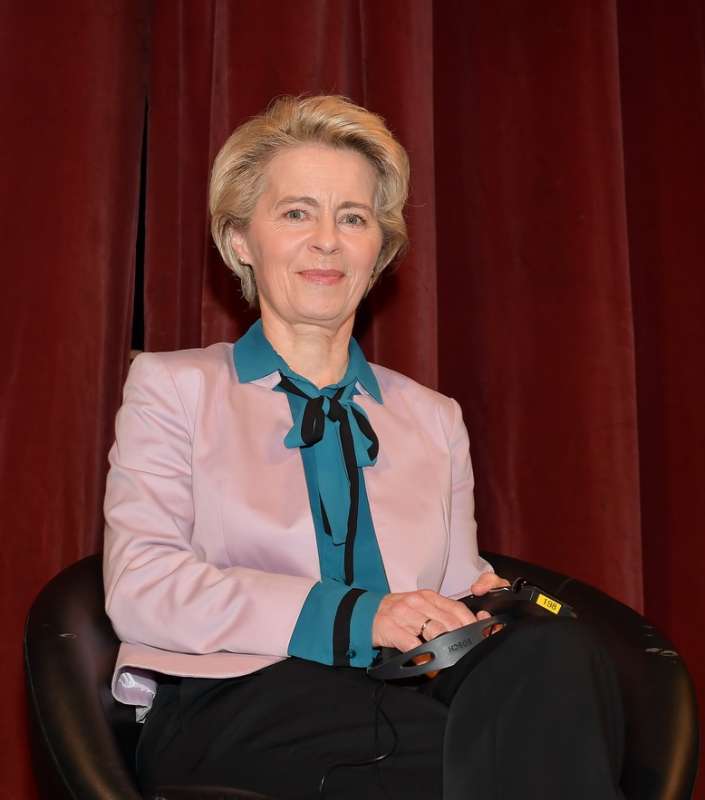 ursula von der leyen foto di bacco (1)