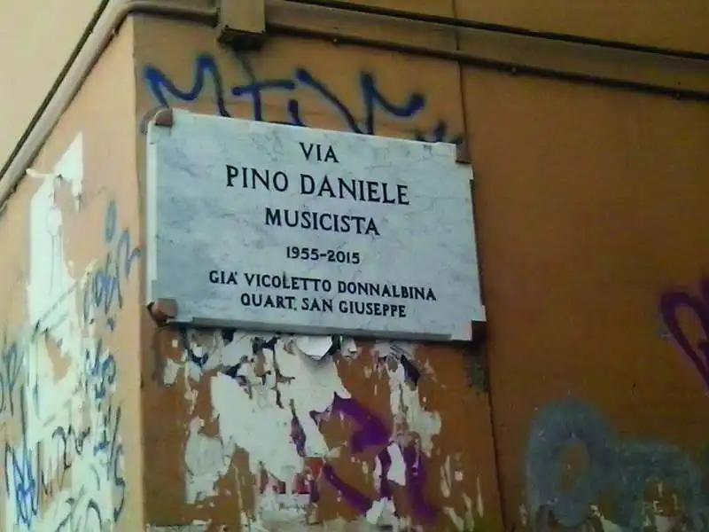 via pino daniele napoli