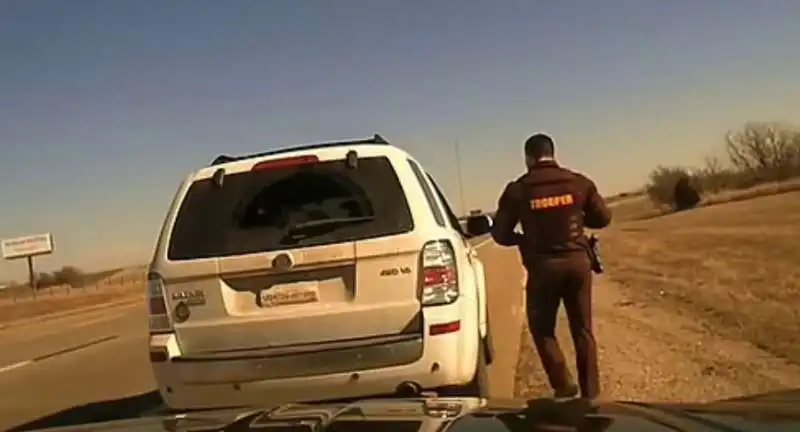 agente travolto durante un controllo stradale in oklahoma   3