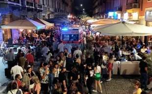 ambulanza ai navigli a milano