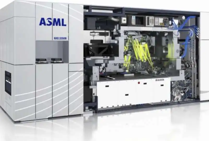 asml.  1