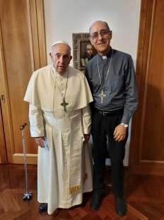 bergoglio con victor manuel fernandez