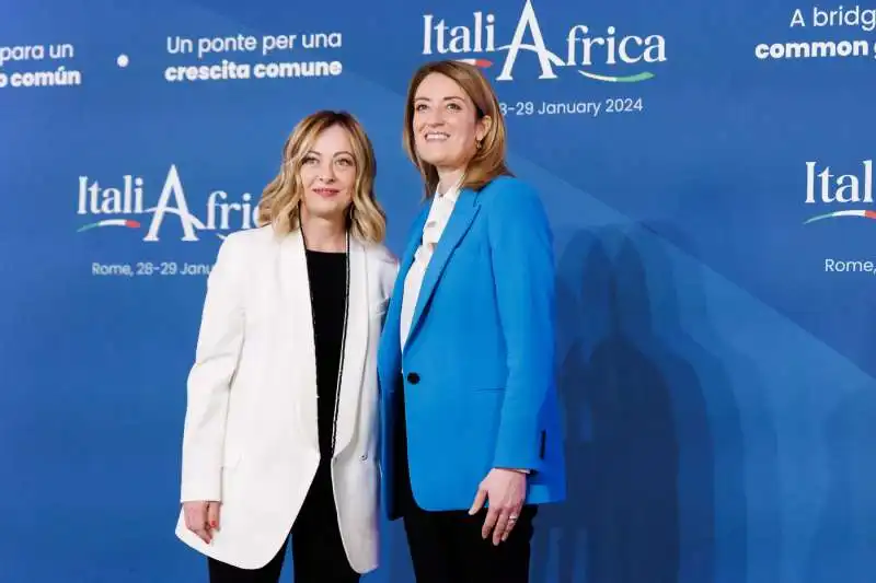 giorgia meloni    roberta metsola vertice italia africa 